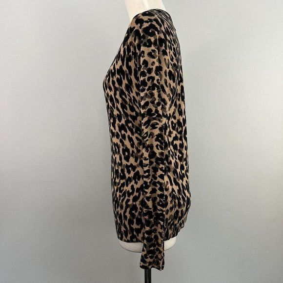 NWT HALOGEN Taupe Animal Print Crew Neck Sweater‎ (S) - Picture 3 of 7